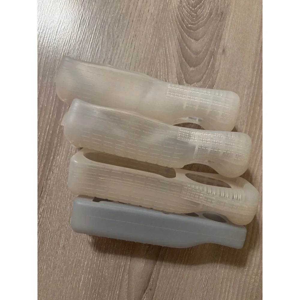 Nintendo Wii Remote Silicone Jacket‎ Lot of 4 MotionPlus & Standard Clear White